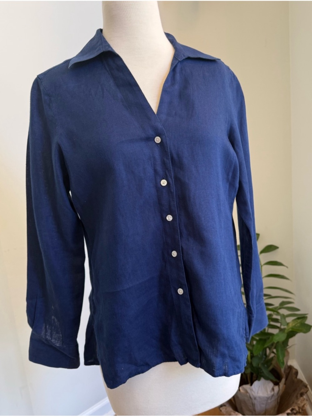 Talbots Blue Pure Irish Linen Button Front Shirt Petite 6P Lightweight EUC